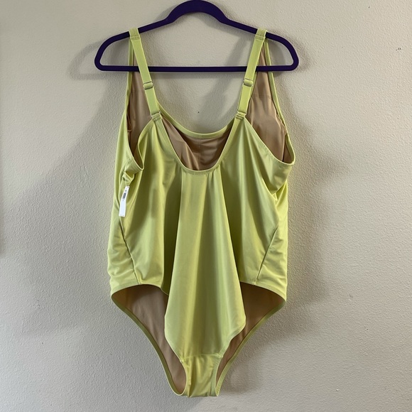 Old Navy Swimsuit Swimwear One Piece Swim Bikini Size 3X NWT - Picture 2 of 8